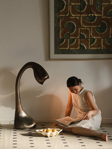 Shaped Living Room Floor Lamp Retro Wabi Wind 2025 New Swan Medieval Lamp Designer Clothing Store Desk Lamp