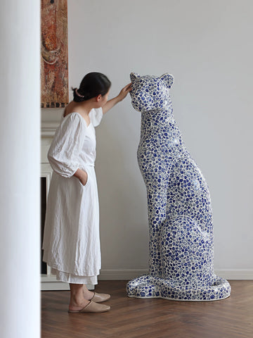 Formal "Leopard Fortune" Blue and White Porcelain Leopard Sculpture - Designer Living Room & Entryway Decorative Ornament