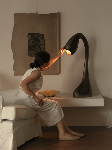 Shaped Living Room Floor Lamp Retro Wabi Wind 2025 New Swan Medieval Lamp Designer Clothing Store Desk Lamp