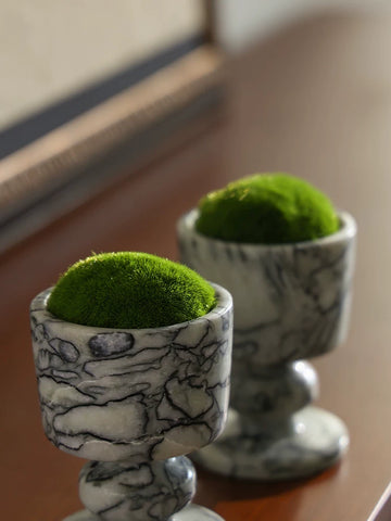 High-end Antique-style Marble Moss Scented Candle Holder - Decorative Accent for Show Homes, Coffee Tables, and Living Rooms