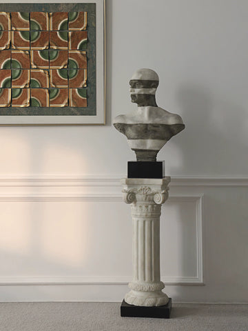 Formal French Medieval Style Floor-standing Bust Sculpture Designer Style Classy Pillar Entrance Living Room Ornament