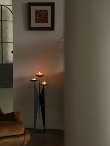 Medium-ancient Style Wrought Iron Candlestick Three-end Floor-to-ceiling Living Room, Homestay Tea, Sense of Space Atmosphere, Entrance Wabi-sabi Ornament