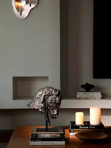 Supernatural Medieval Horse Head Imitation Bronze Sculpture French Black Horse Ink Charm Living Room Good Luck Housewarming Gift Decoration Ornaments