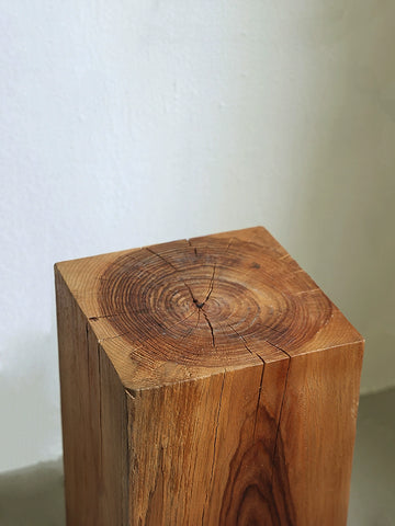 Shaped Wabi-sabi Wind Base Sculpture Table Decoration Ornament Square Camphor Wood Japanese-style Homestay Carbonized Wooden Pier Solid Wood