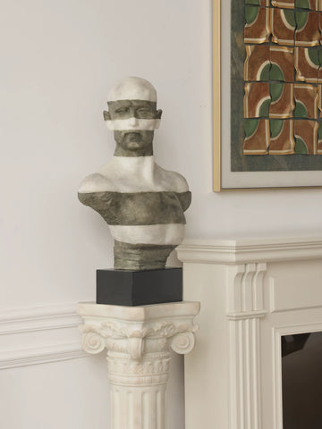 Formal French Medieval Style Floor-standing Bust Sculpture Designer Style Classy Pillar Entrance Living Room Ornament