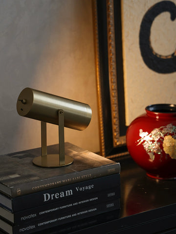 Shape on The Medieval Style Charging Atmosphere Light Metal Bedside Bar Villa Dining Table Advanced Feeling Dial Small Table Lamp Decoration