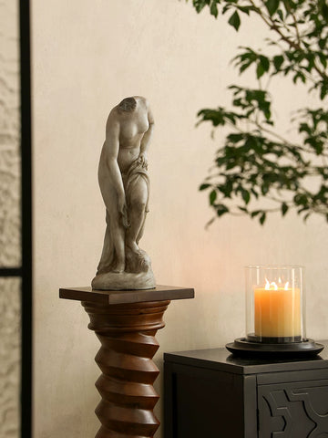 Supershaped Sales Office Sculpture Retro Style Model House House Entrance Staircase Bottom Floor-standing Venus Decorations
